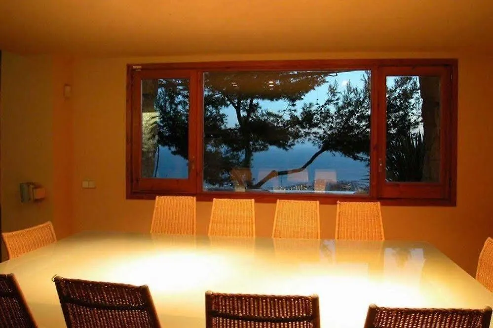 דירות סיטגס Casa Roca 0*,  ספרד