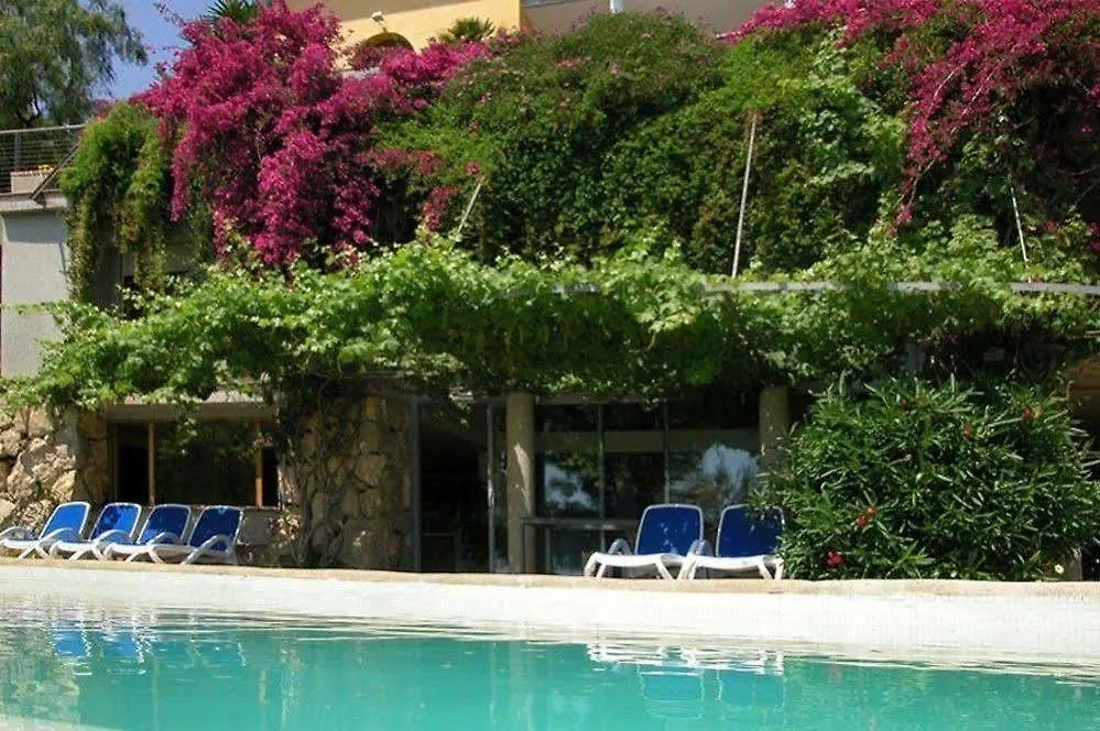 דירות סיטגס Casa Roca
